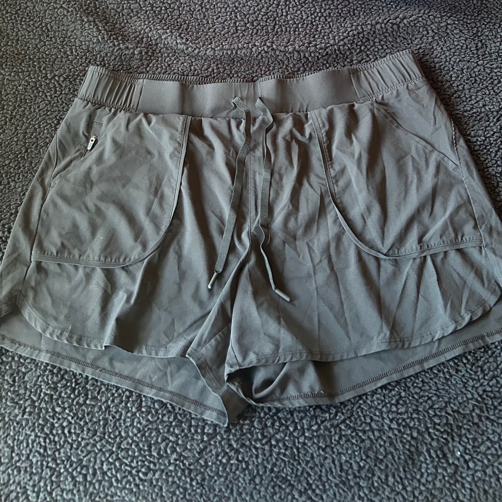 All in Motion Wrinkle Resistant Athletic Shorts | Mid-Rise